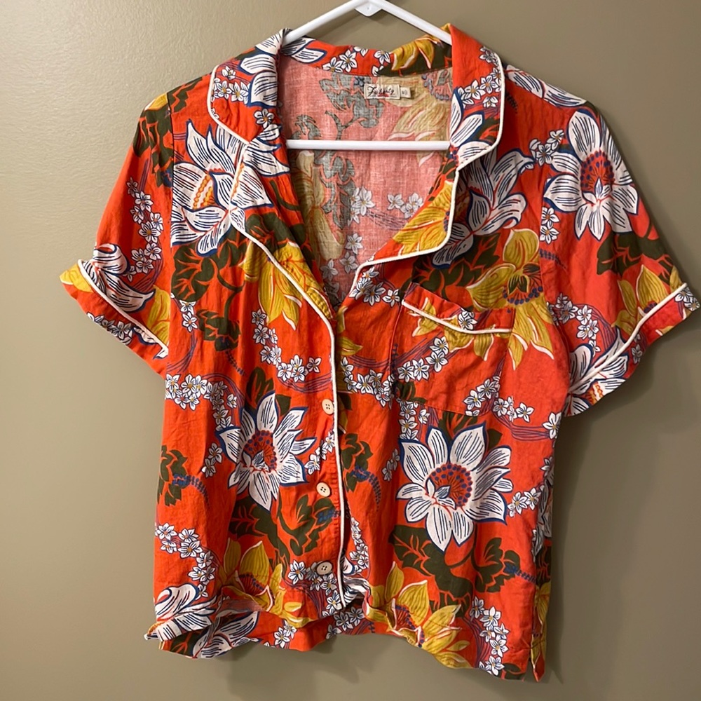 Faherty button up shirt sleeve